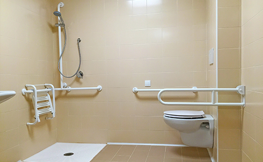 Design and production of bathrooms for nursing homes